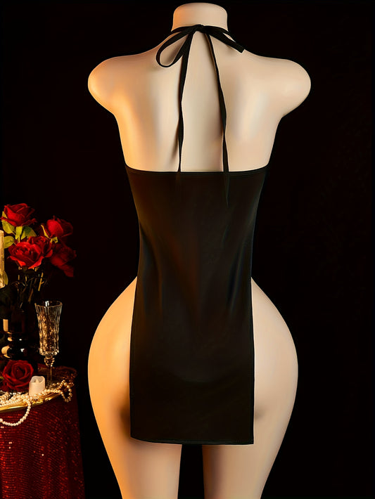 فستان سهرات مكشوف الظهر