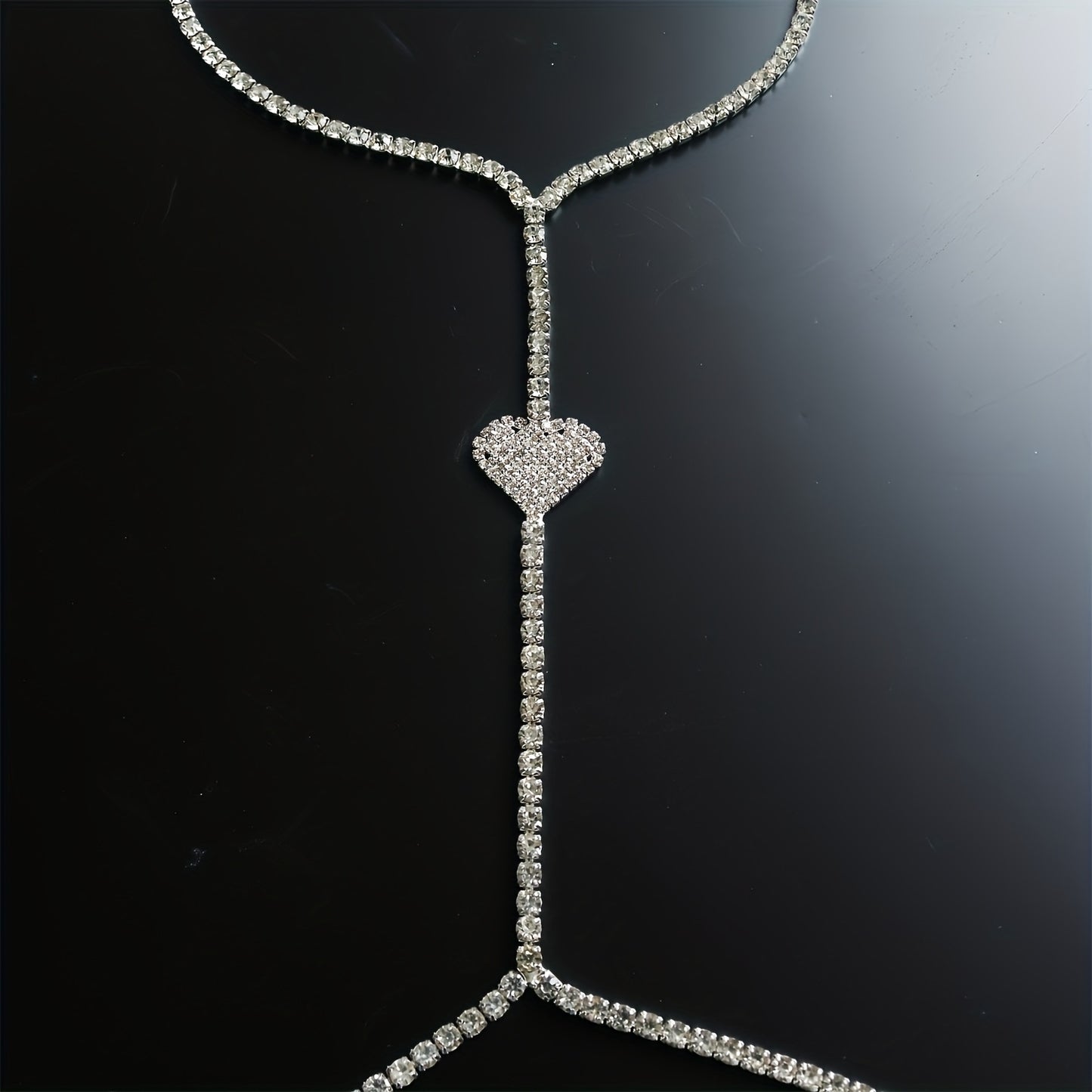 قلادة القلب المتألقة - إكسسوار فريد