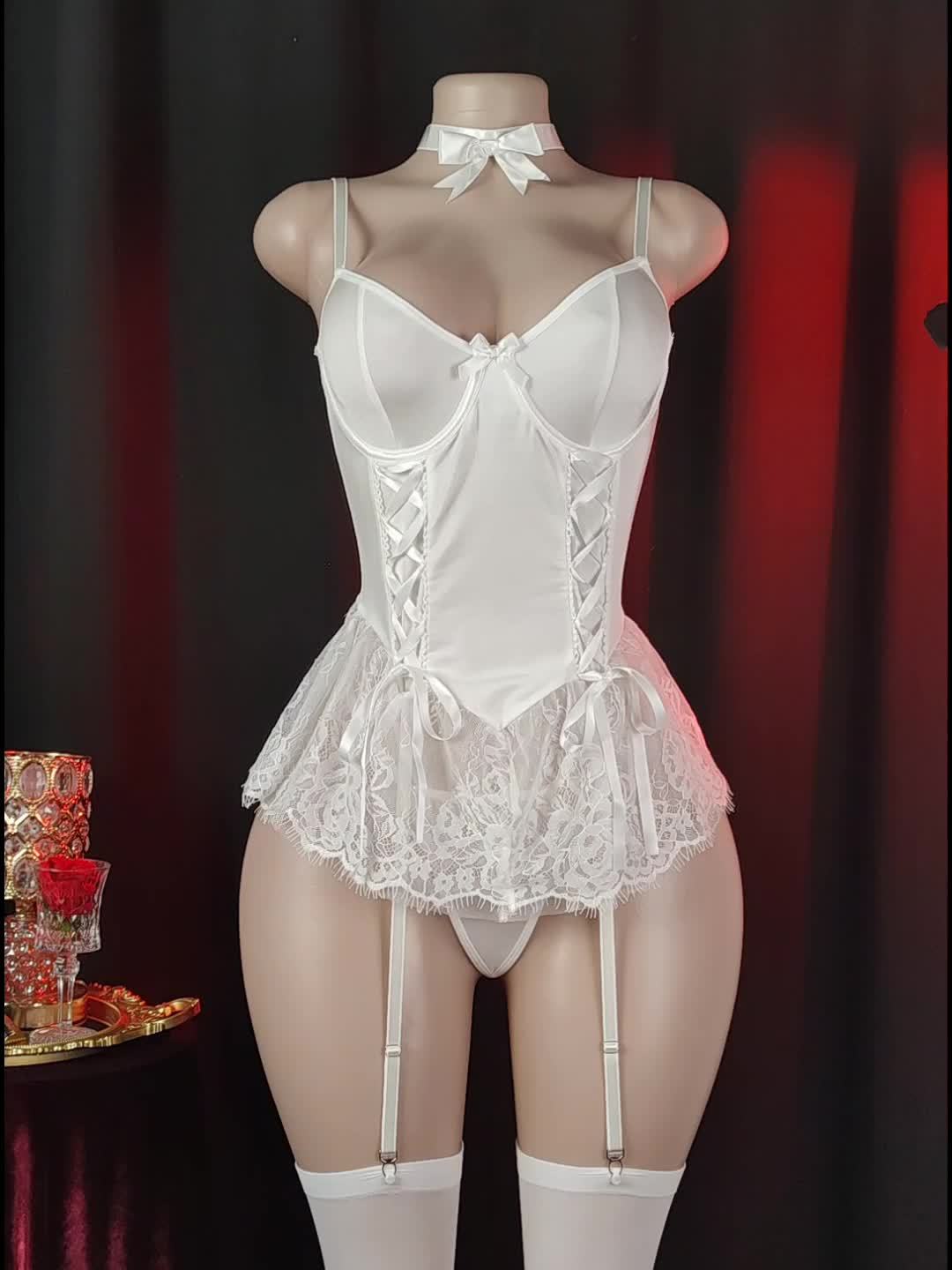 مجموعة لانجري ساتان نسائية