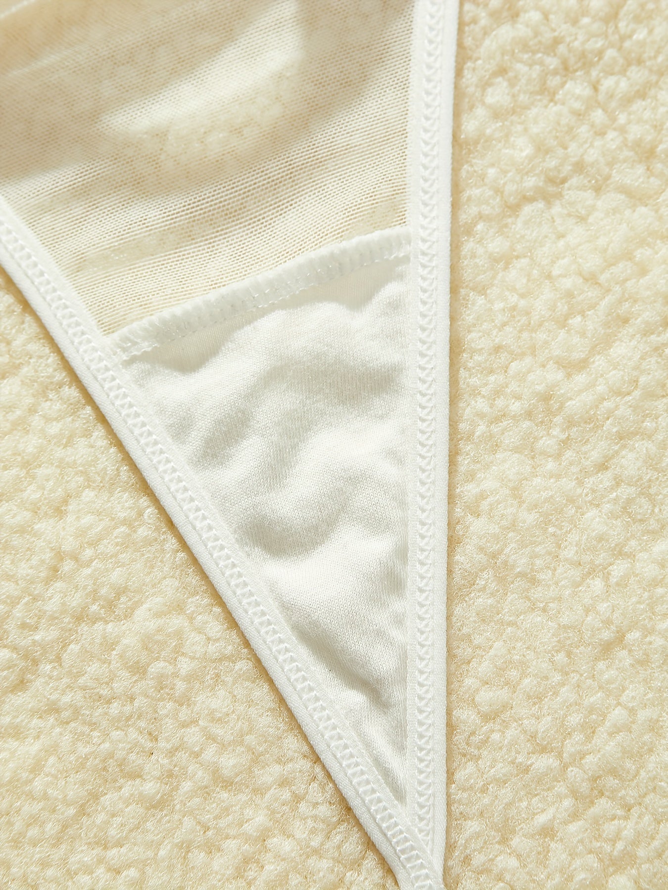 طقم نوم نسائي