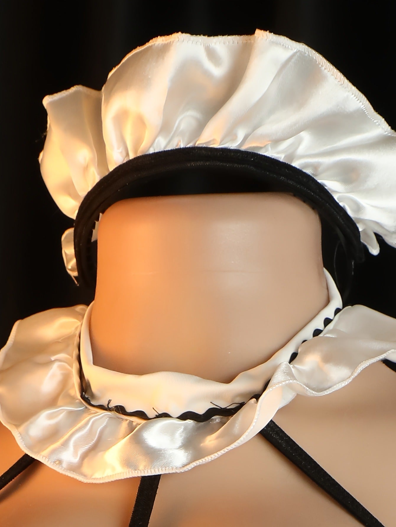 زي خادمة مثير مقاس واحد