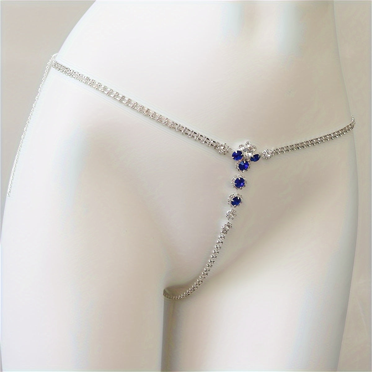 سلسلة جسم أنيقة بحبات كريستالية