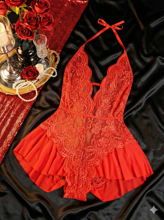 قطعة الأناقة المسائية (باللون الأحمر الياقوتي وتفاصيل الدانتيل)