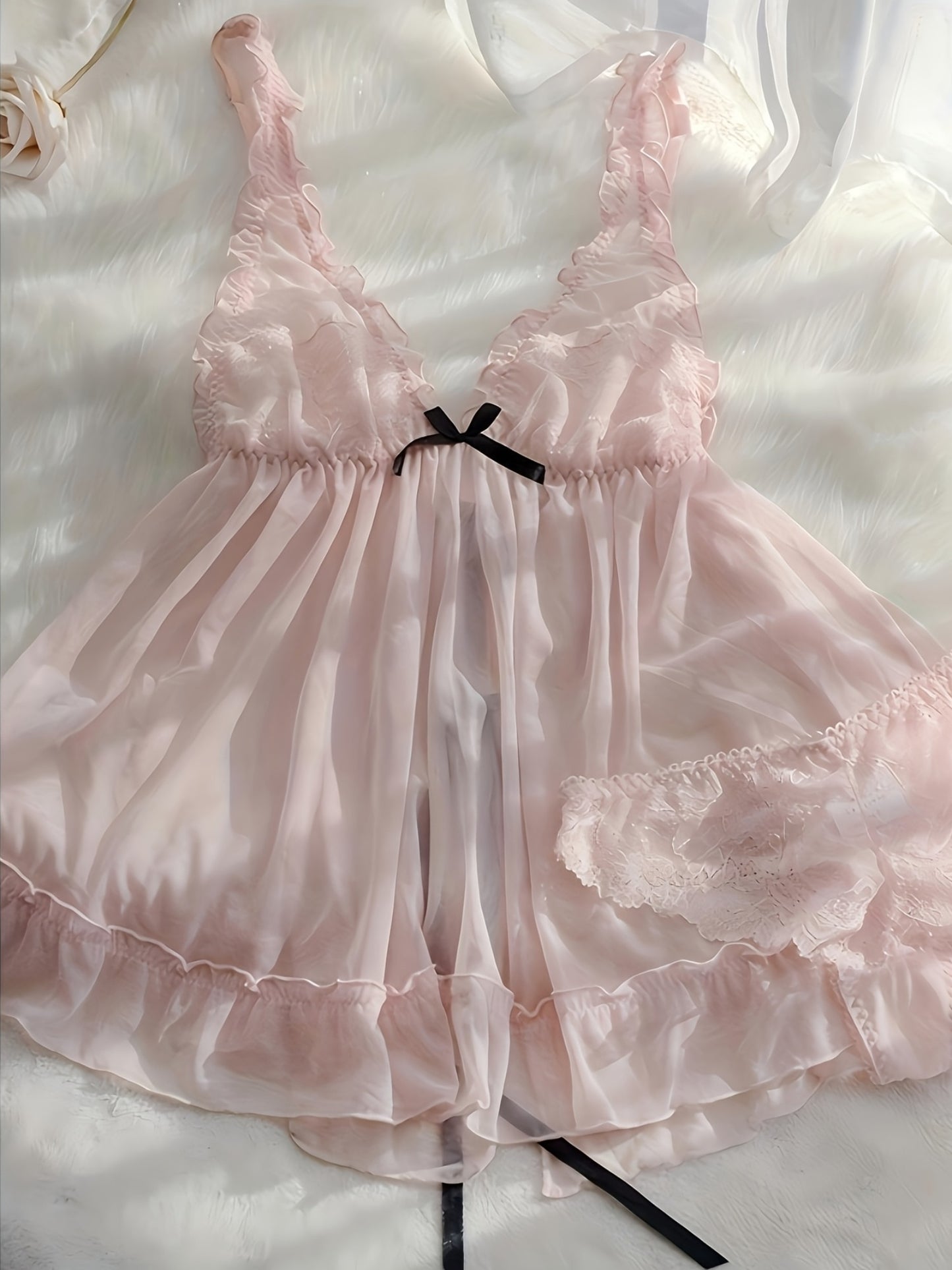 مجموعة لانجيري وبيجامة نسائية