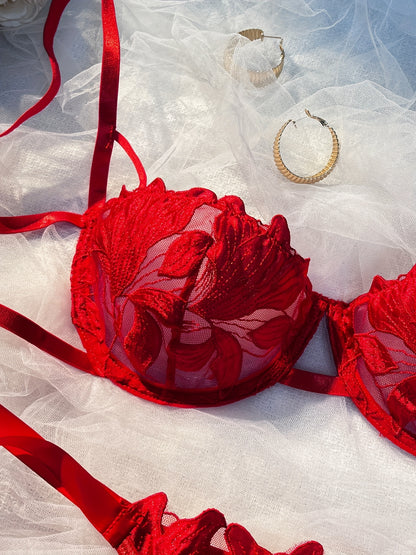 مجموعة لنجري نسائي رومانسية