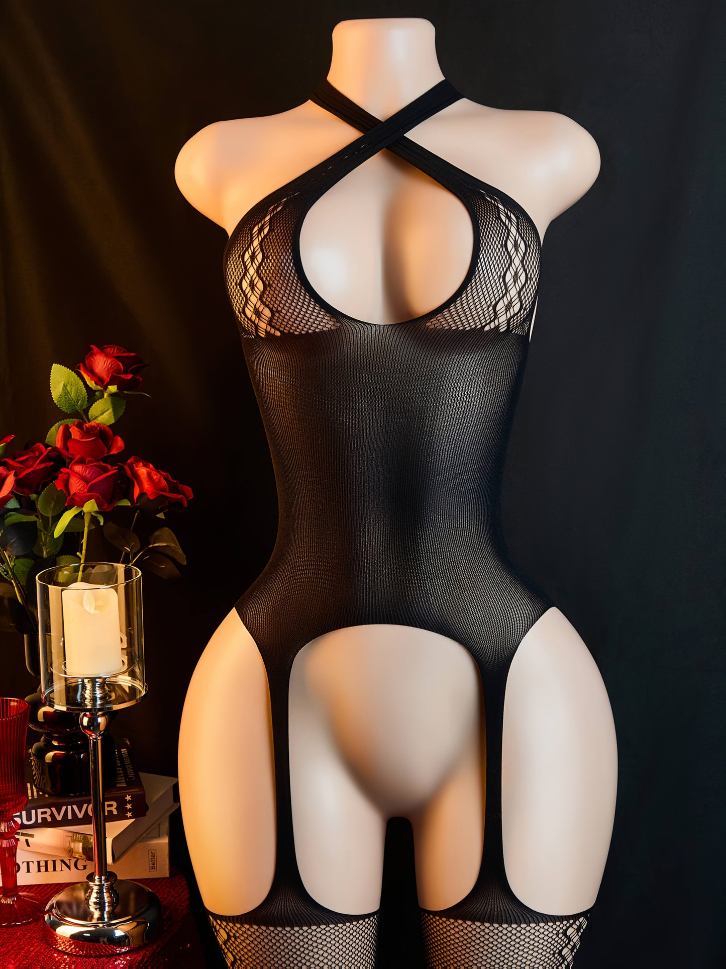 بدلة نسائية مثيرة