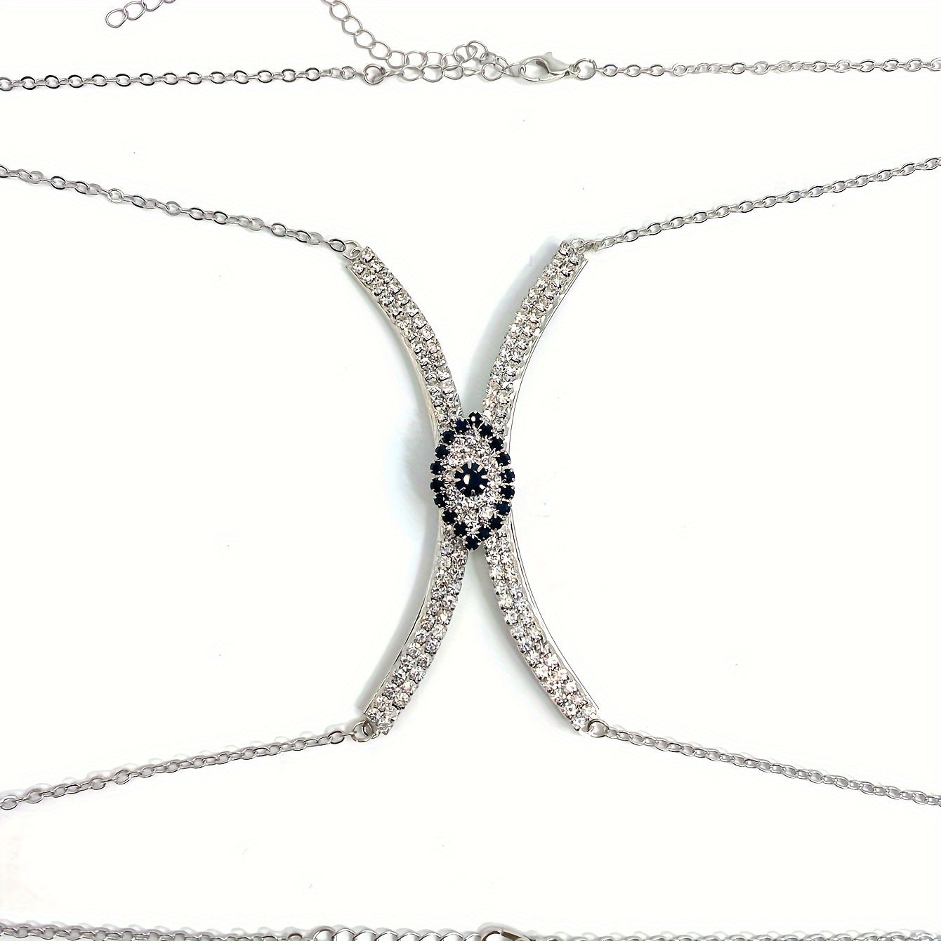 سلسال صدر عيون الشيطان الأنيق