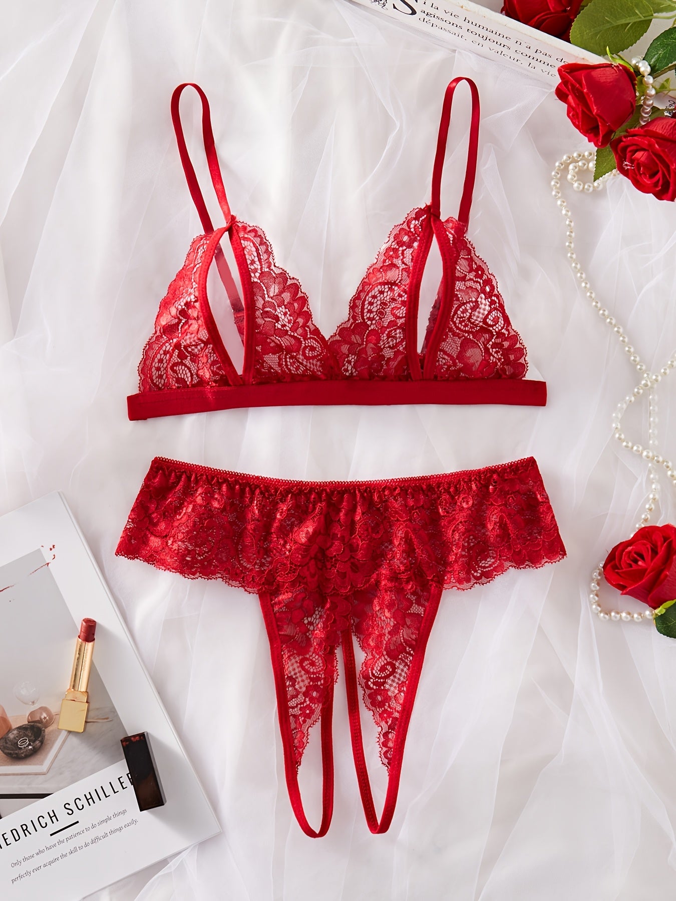 إعدادات لانجري نسائية مثيرة