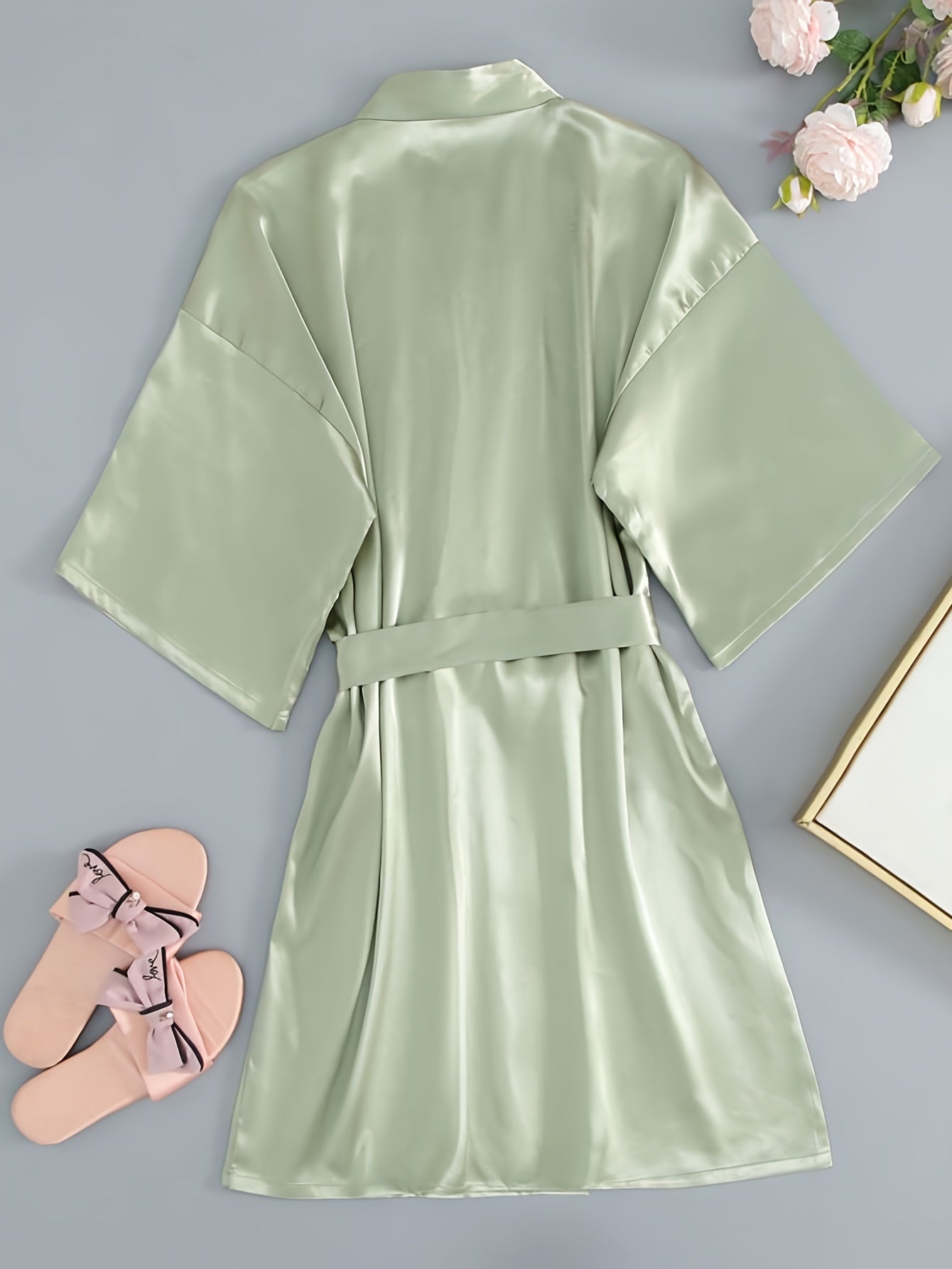 روب بأكمام ثلاثة أرباع