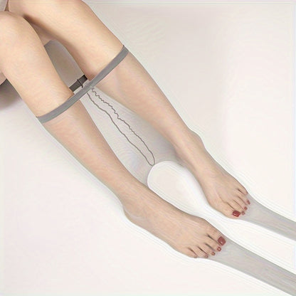 جوارب نسائية عالية