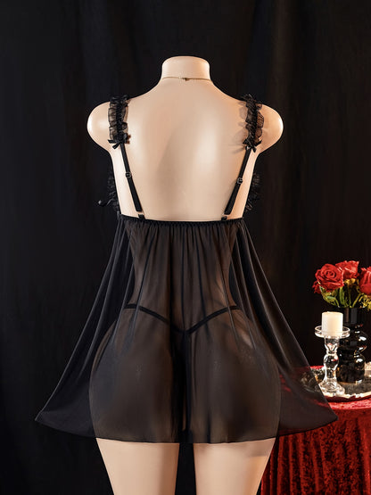 فستان مكون من قماش الدانتيل والبانتي