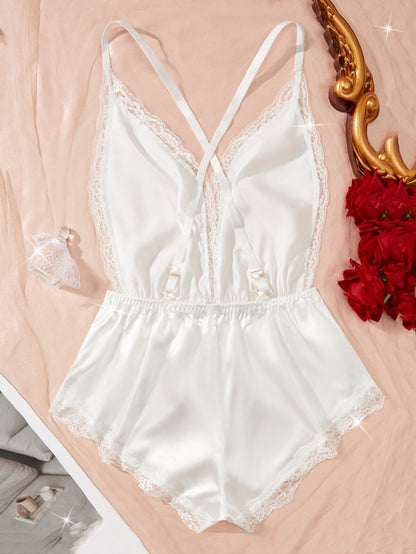 ثوب نوم وردي مزخرف