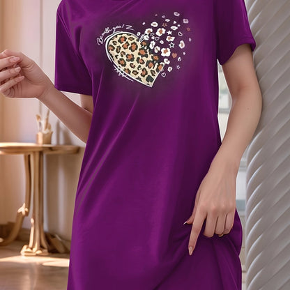 فستان نوم بأكمام قصيرة بتصميم قلب
