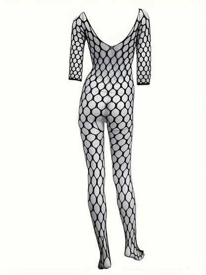 جسم سمك بني أسود بفتحة