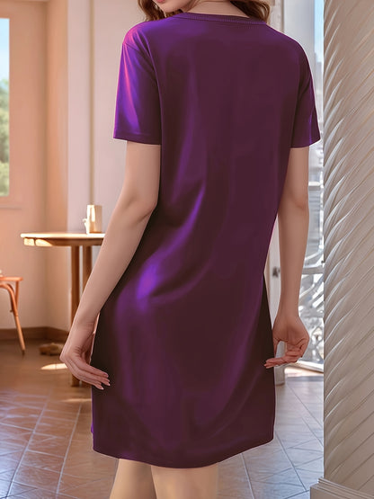 فستان نوم بأكمام قصيرة بتصميم قلب