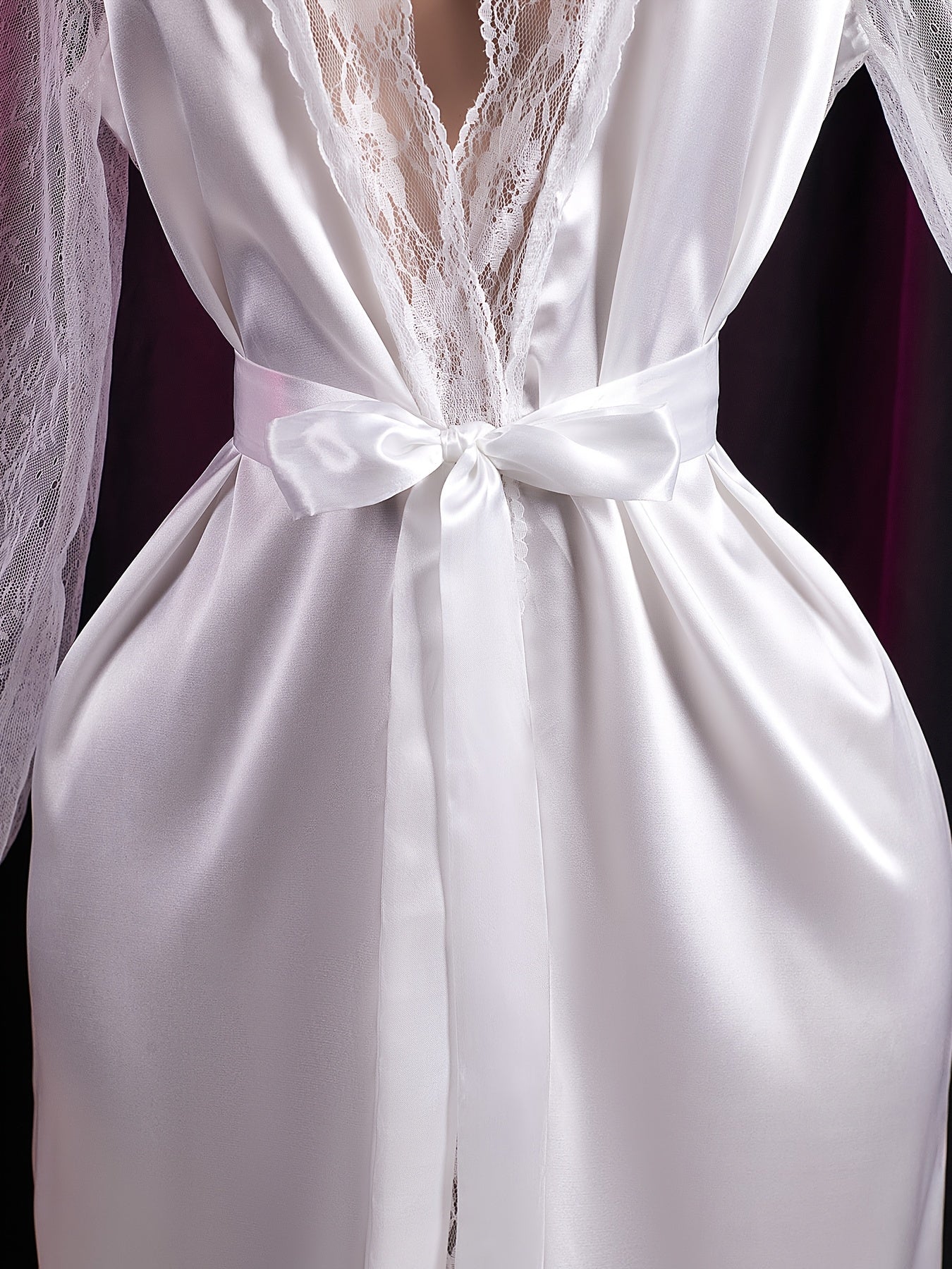 روب دانتيل أنيق