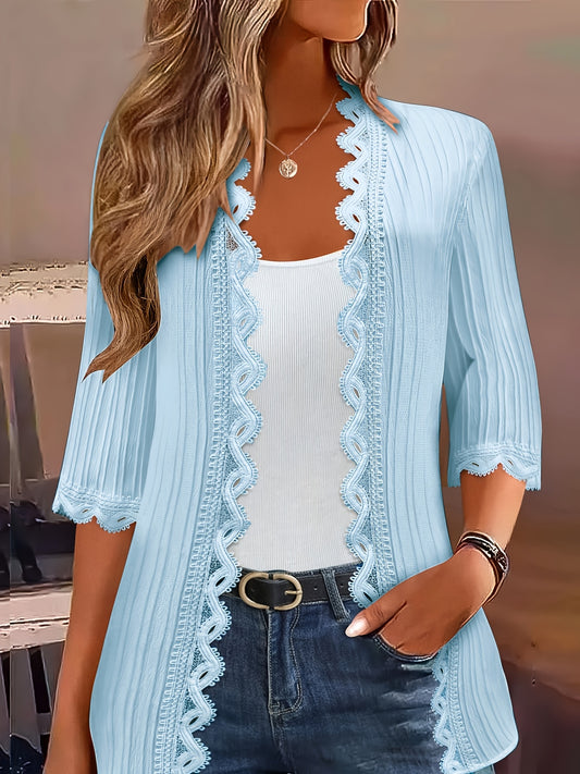 بلوزة بأكمام نصفية بتفاصيل فاخرة