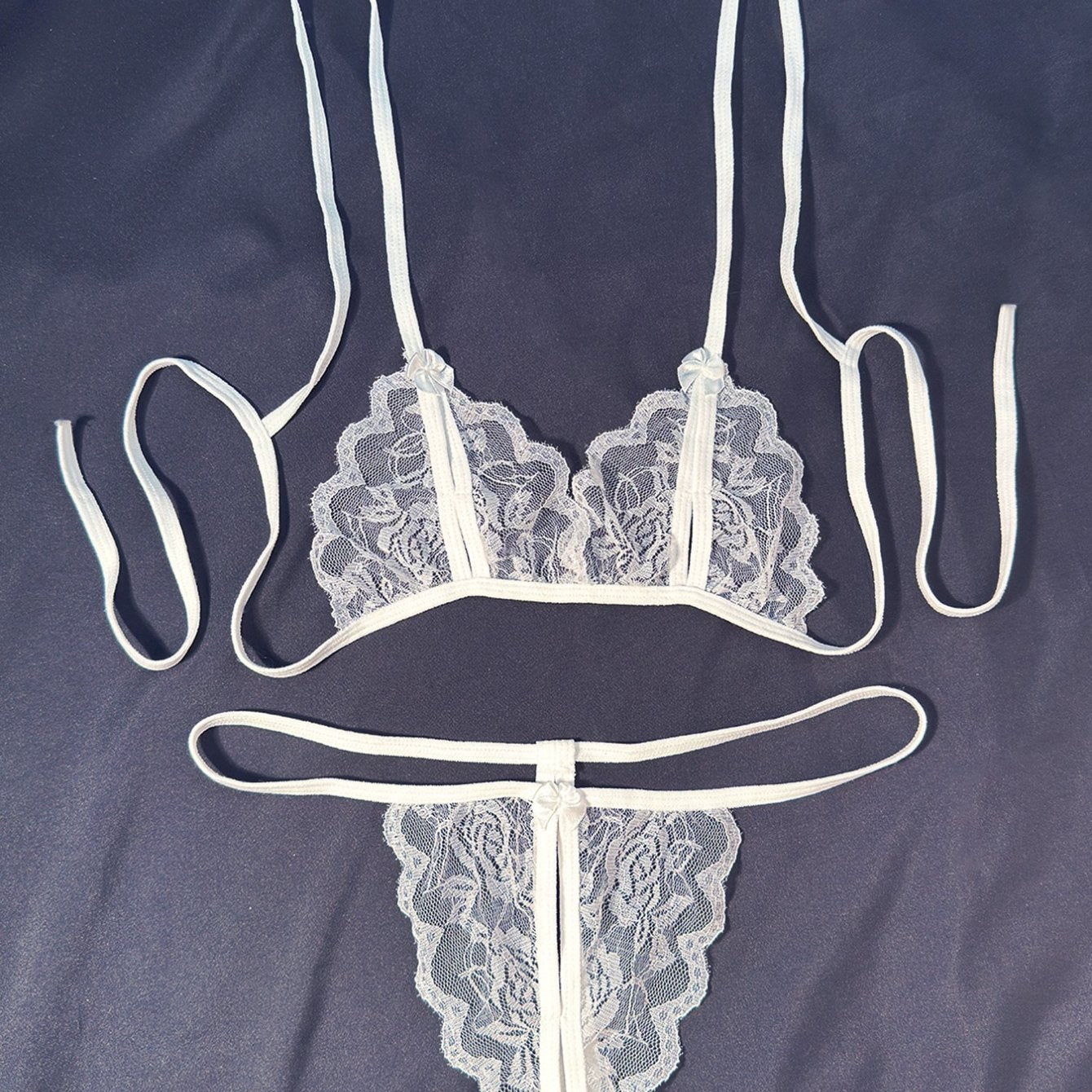 طقم بيكيني ثلاثي القطع