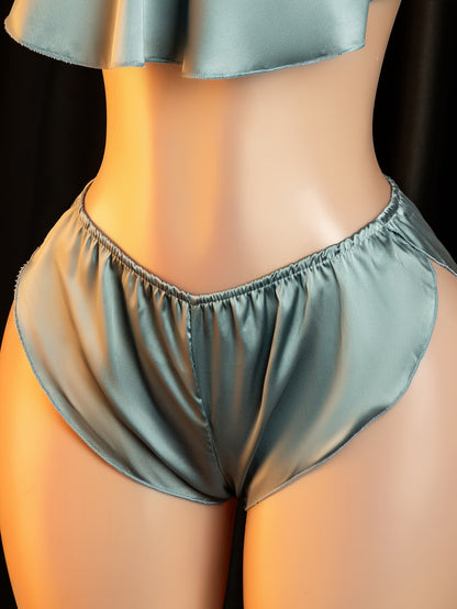 طقم لانجري أنيق بلون أزرق طاووس