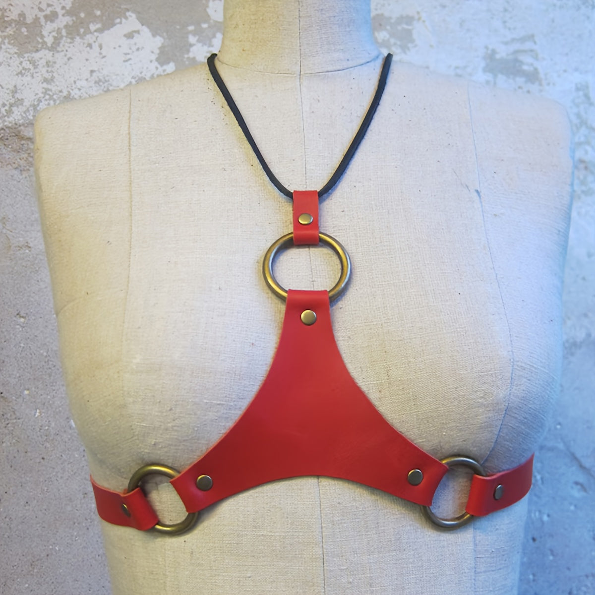 بدلة كورسيه جلدية نسائية