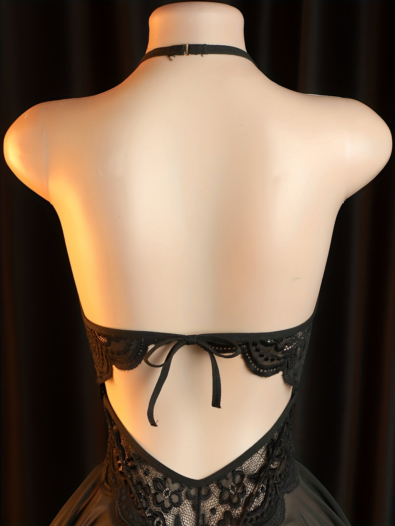 جسم ضيق دانتيل