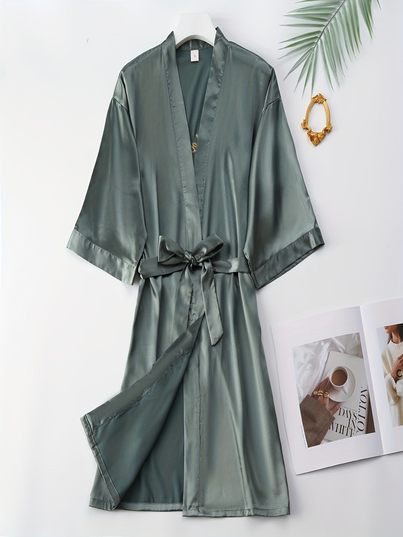 روب وصيفات أنيق