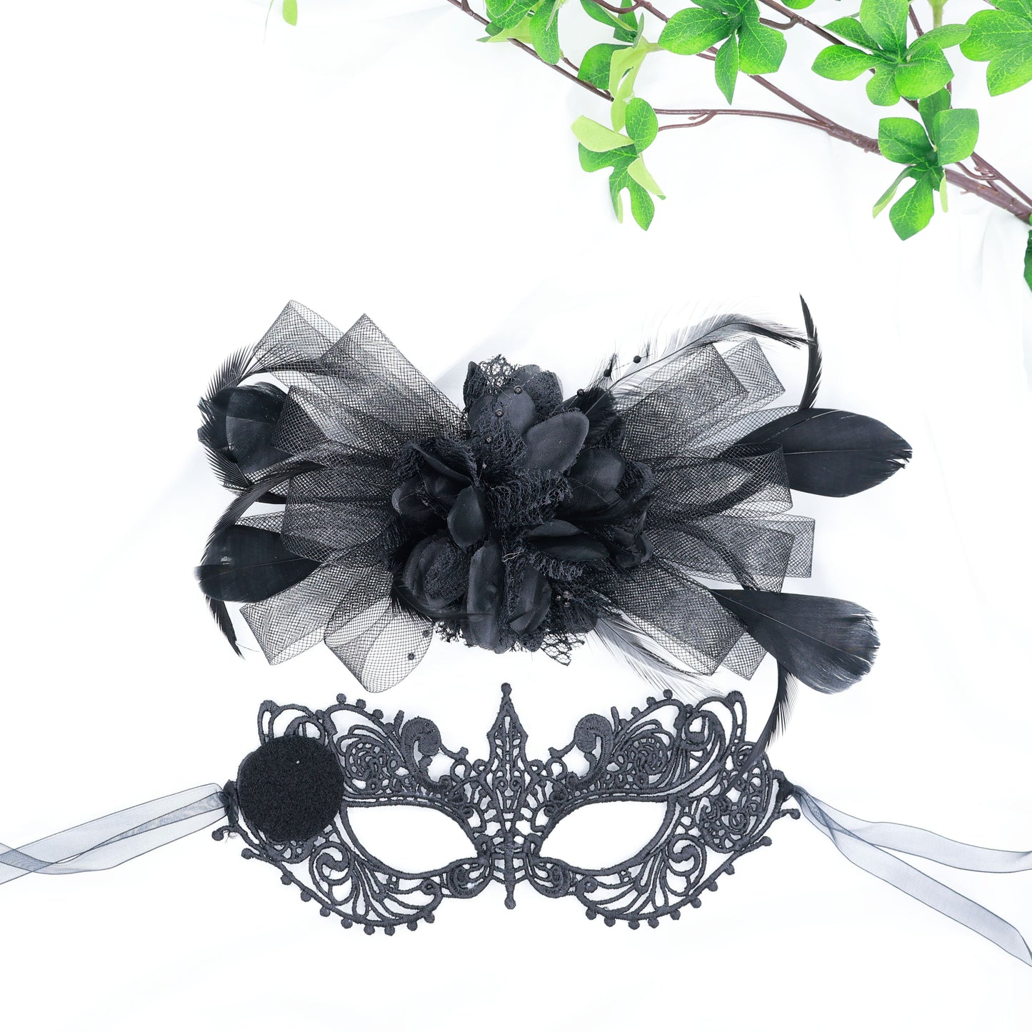 قناع نسائي غوثيك أنيق مزخرف بالريش