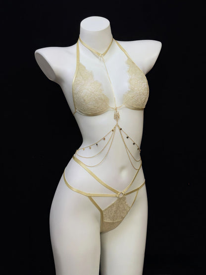 مجموعة حمالة صدر بلون البيج الفاتح