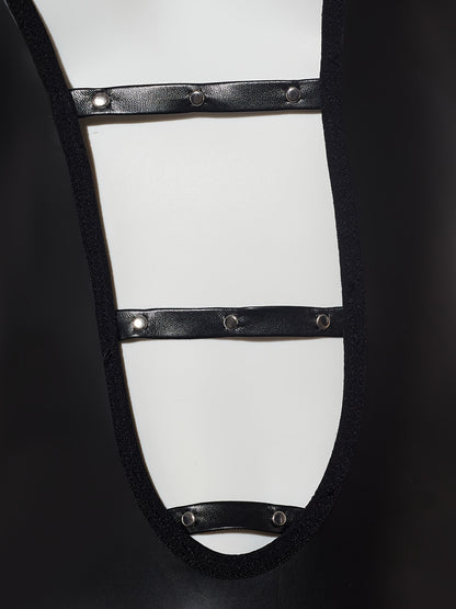 فستان شبه عاري بسحاب V