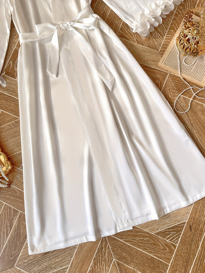 روب نسائي أنيق بأكمام طويلة