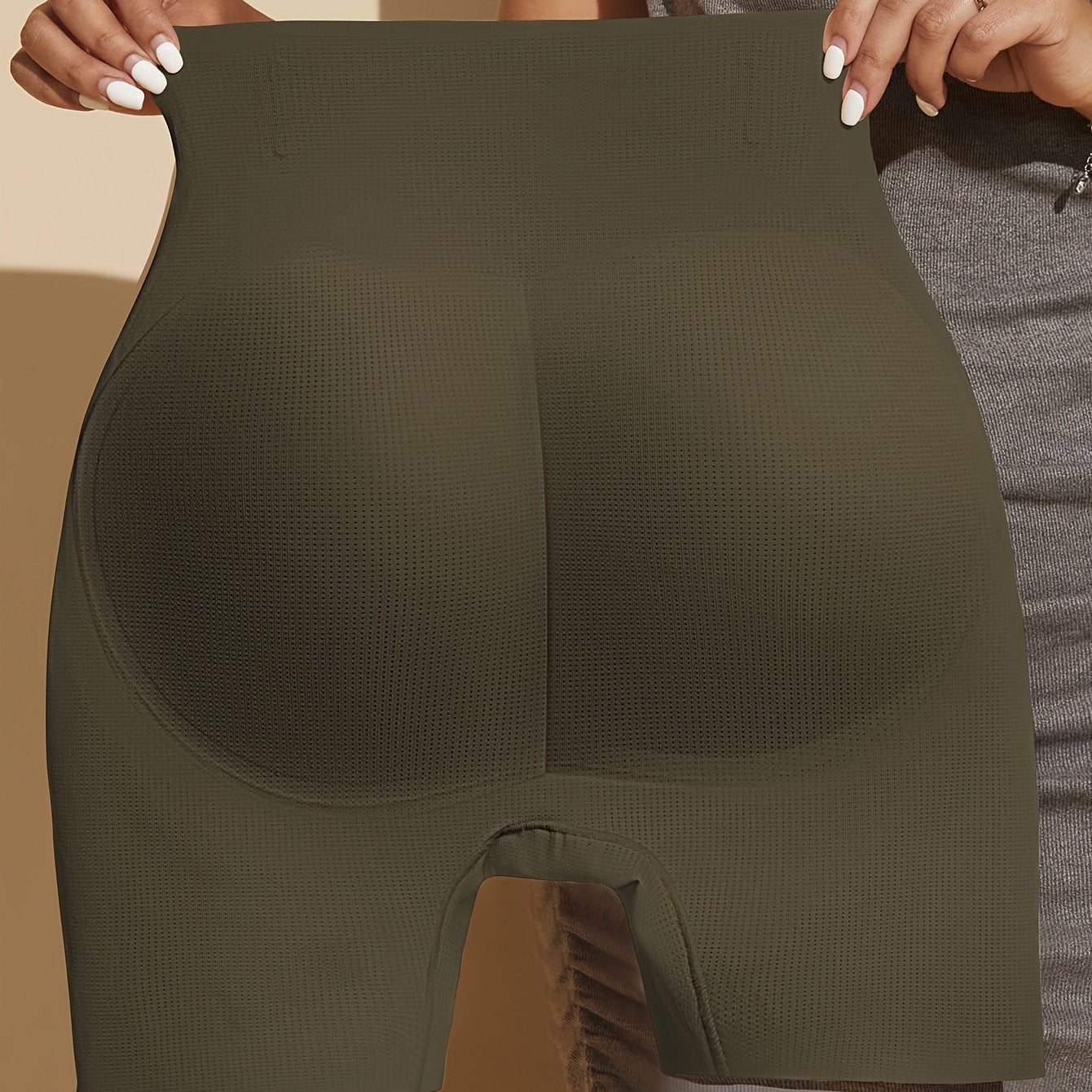 شورت نسائي بدون Seamless