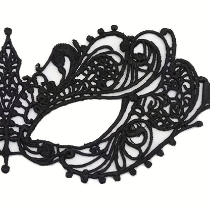 قناع حديدي أنيق مزين بالأحجار الكريمة