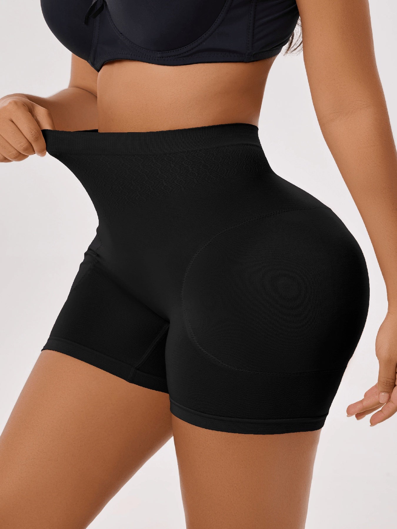 شورت نسائي عالي الخصر