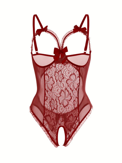 بدلة نسائية مثيرة بقصة دانتيل