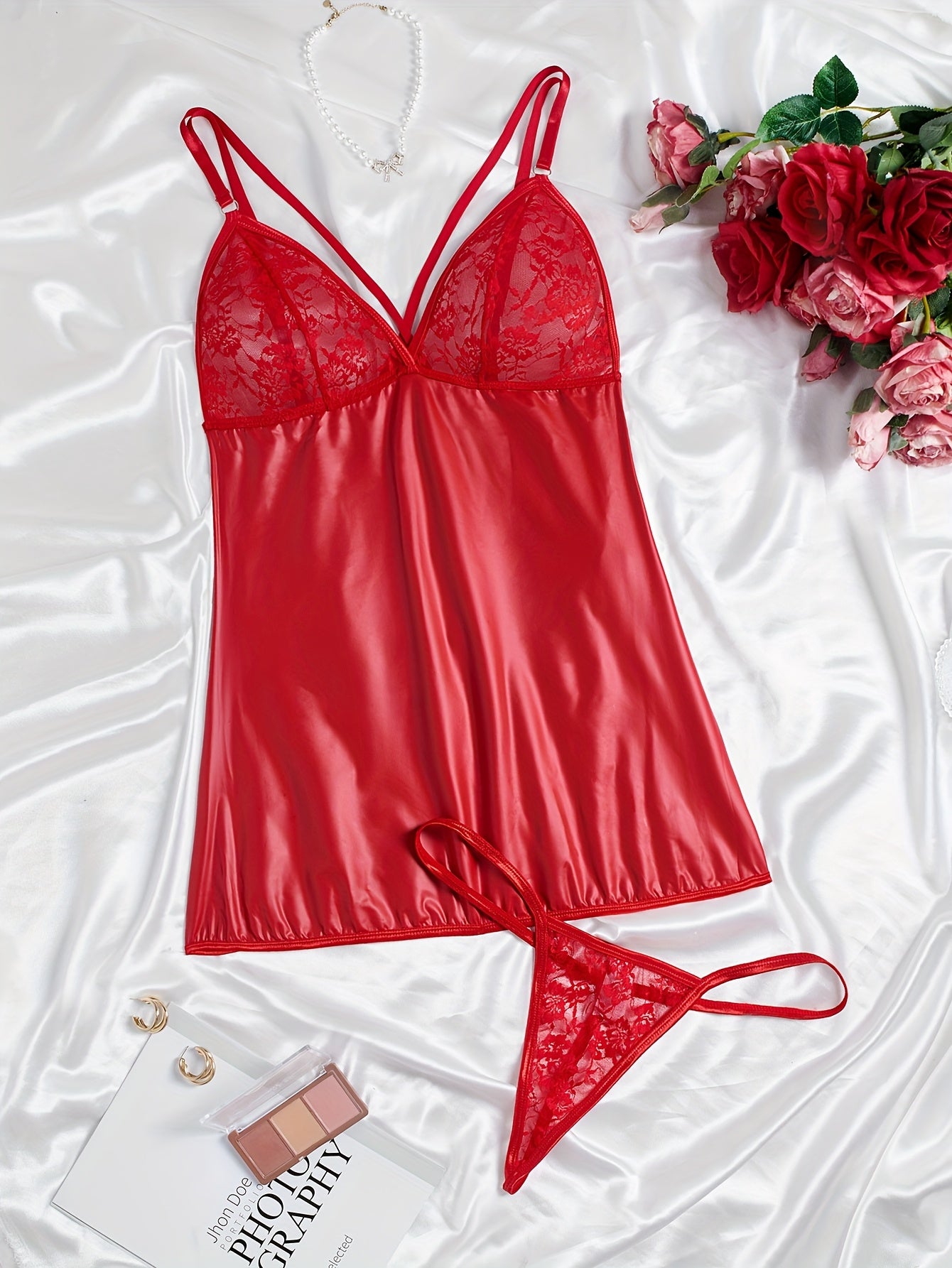 بيجامة نسائية أنيقة