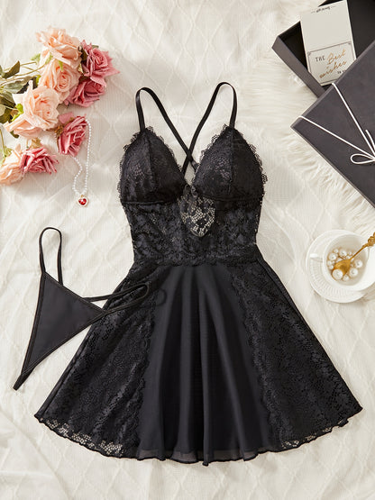 فستان ميني بتصميم زهور