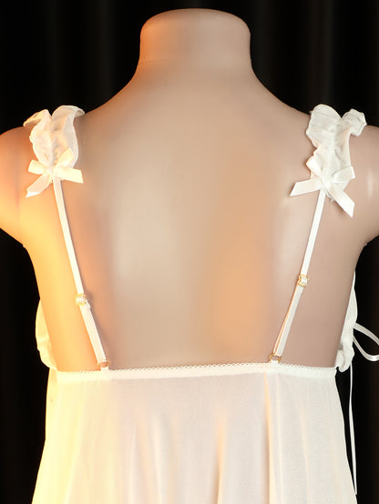 لباس نوم نسائي من الدانتيل