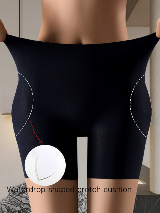 شورت مرتفع الخصر بتصميم مثير