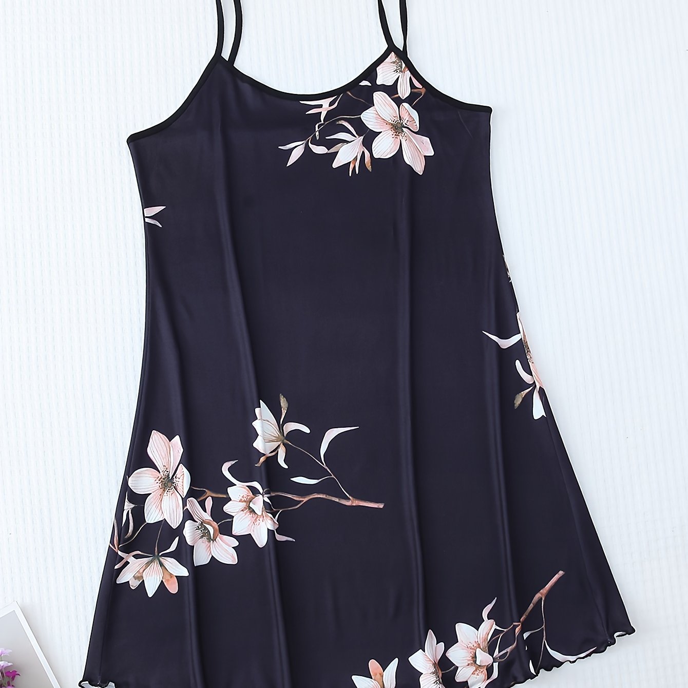 فستان نوم مزخرف بورجوندي