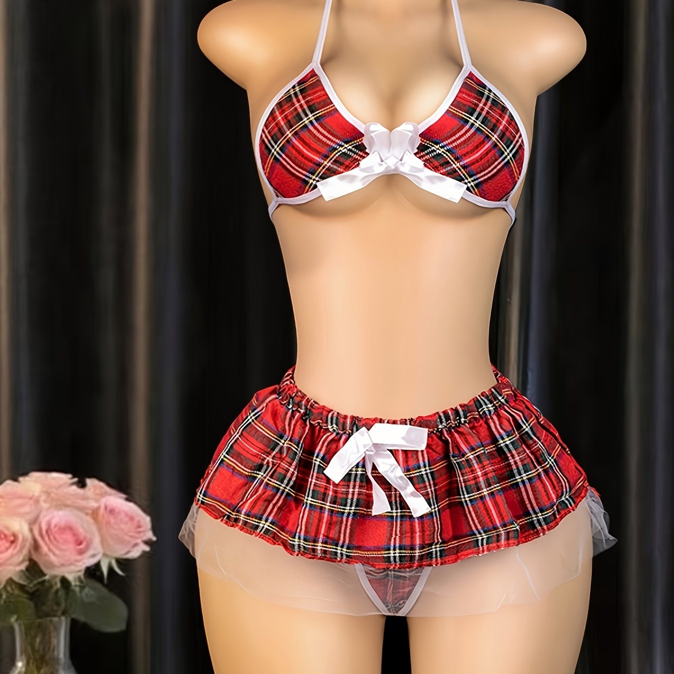 تنورة ملونة حمراء