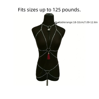 فساتين أنيقة مع سلاسل معدنية