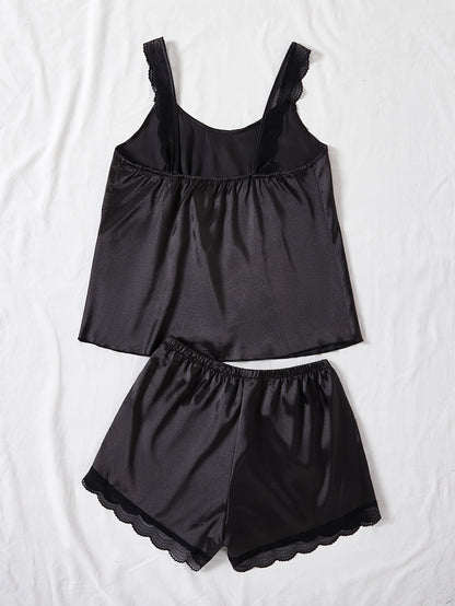 مجموعة نوم نسائية مع حمالات سباجيتي