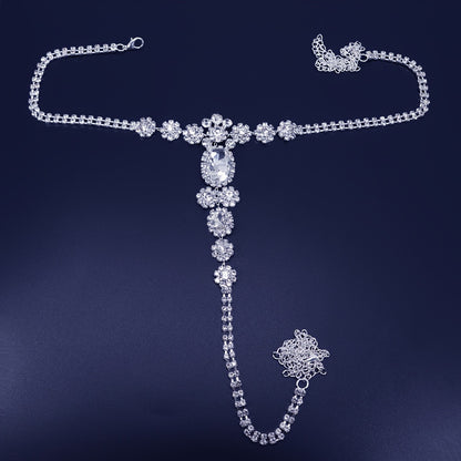 سلسلة جسم أنيقة للدب للنساء