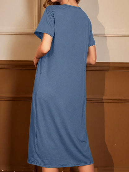 فستان نوم نسائي بطبعة تاج