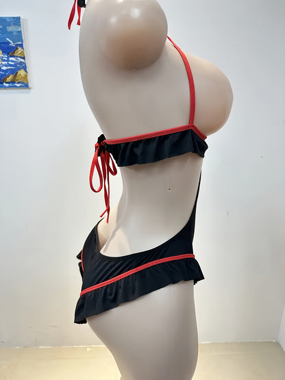 بدلة نسائية مثيرة