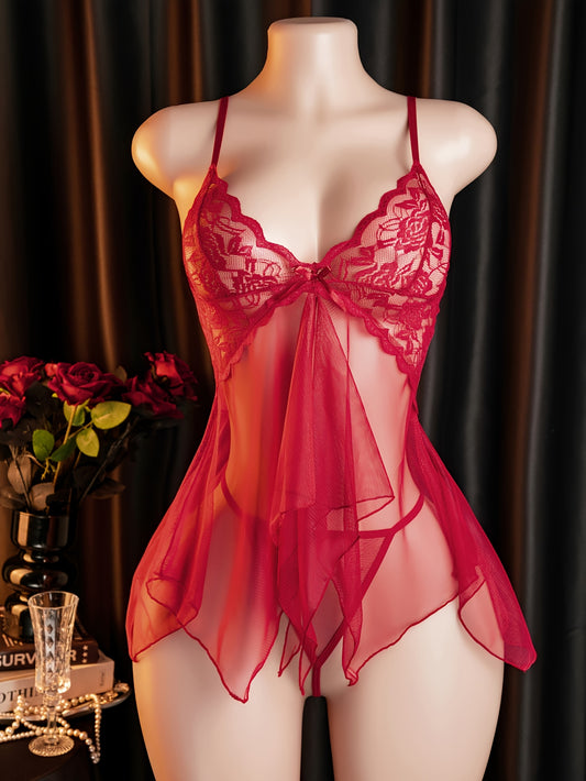 طقم ملابس داخلية مثير بلون قرمزي