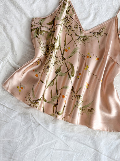 طقم بيجامة نسائي مكون من قطعتين