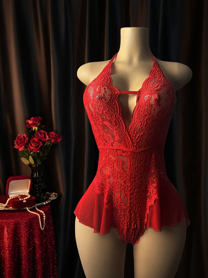 جسم نسائي دانتيل أحمر