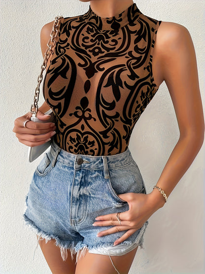 بدلة شفاف عصرية