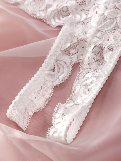 طقم لانجري دانتيل مزخرف